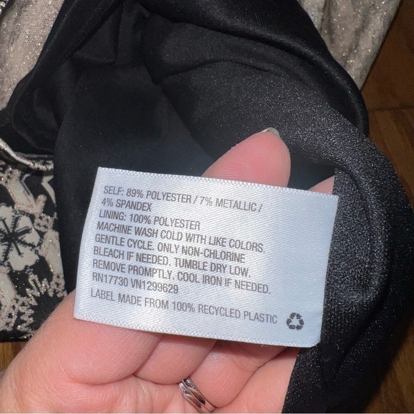 Xhilaration Rose Gold Black Holiday Elegant Mini Skirt Size Small - Picture 6 of 8